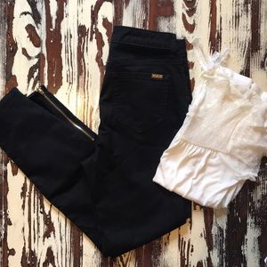 Jennifer Lopez jeans